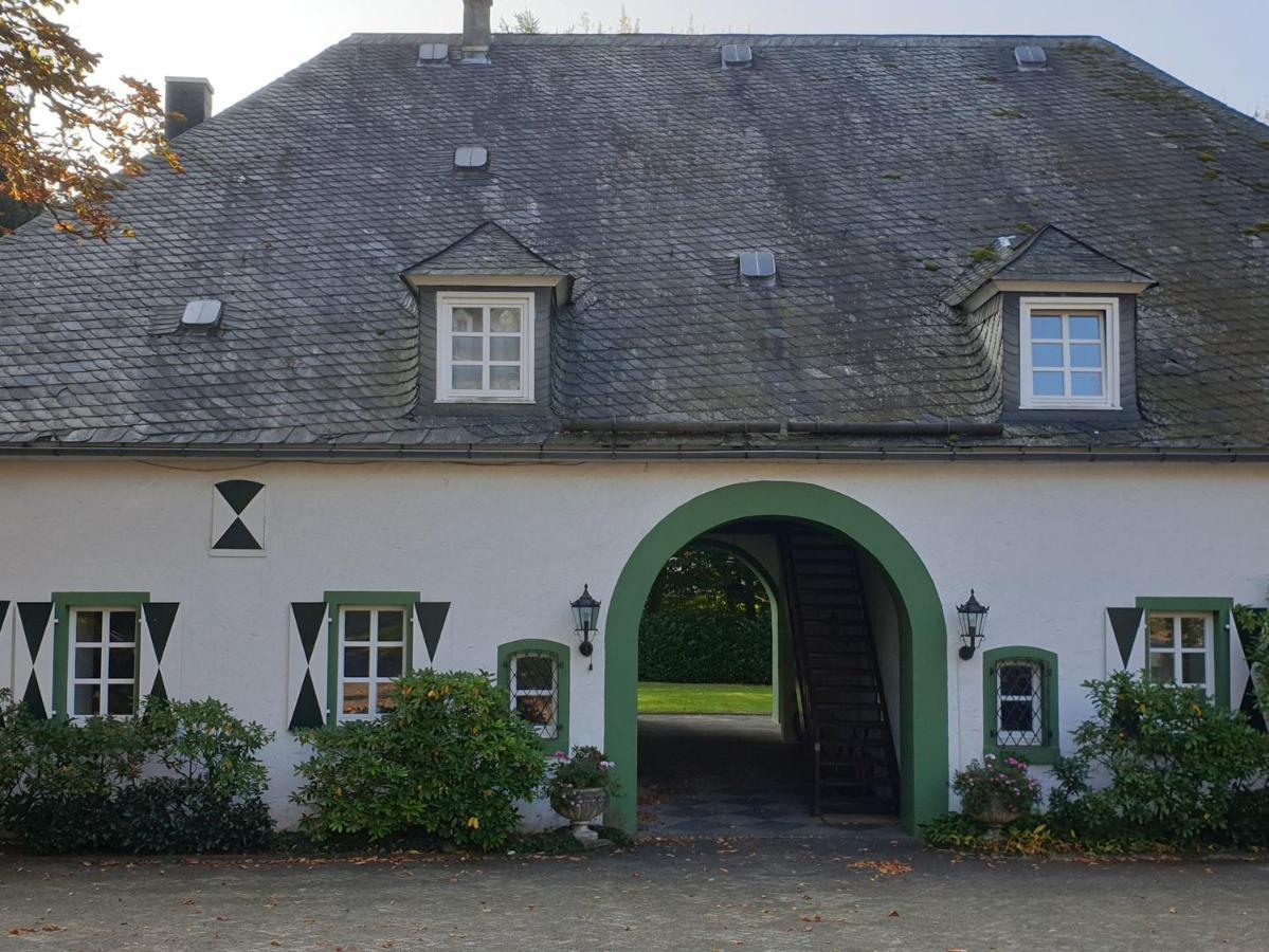 Das Torhaus Im Schloss Schellenstein 올스버그 외부 사진